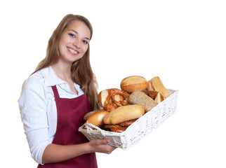 Blonde Bäckereiverkäuferin mit Brotkorb