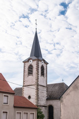 Fototapeta na wymiar Kirche in Guenviller
