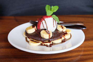Raw Chocolate Pancakes