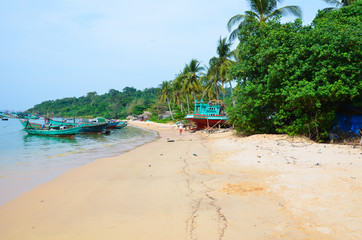 Fototapeta na wymiar Paradise beach in Phu quoc island, south of vietnam. Beautiful l