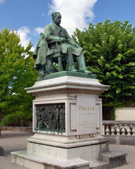 statue de Pasteur