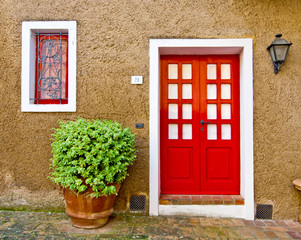 red door 1