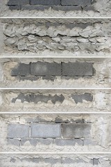 gray concrete wall