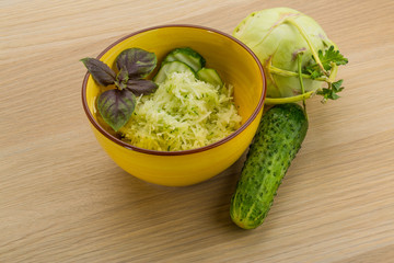 Kohlrabi salad