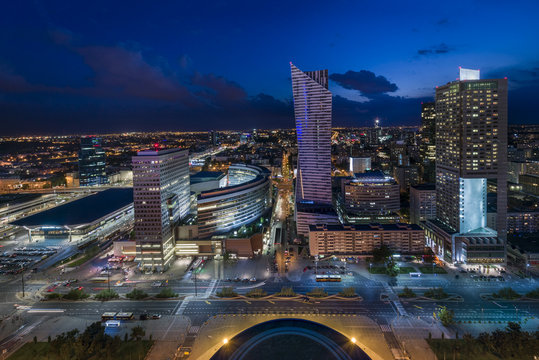 Fototapeta Panorama centrum Warszawy w nocy