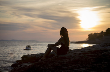 Fototapeta premium Girl at the sea