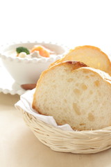  Sliced french bread and stew
