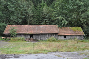 Alte Stallgebäude beim Hirschenstein