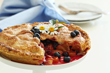 Peach and blueberry summer pie