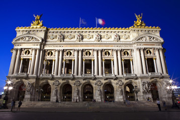 Fototapeta na wymiar Palais Garnier in Paris