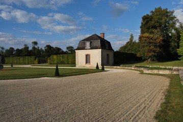 Fototapeta na wymiar Dépendance du Château de la Motte Tilly