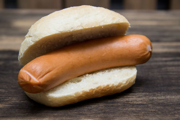 Bockwurst mit Brötchen