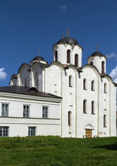 Fototapeta na wymiar St. Nicholas Cathedral, Veliky Novgorod