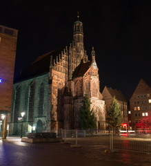 Fototapeta na wymiar Frauenkirche (Our Lady's Church) at night in Nuremberg