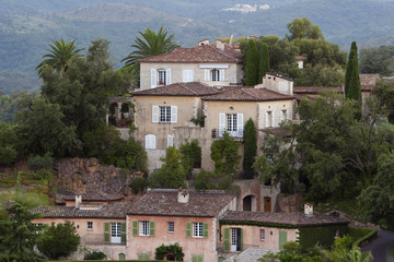 Fototapeta na wymiar Villa sur la Côte d'Azur
