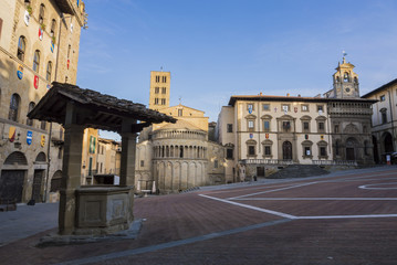 AREZZO