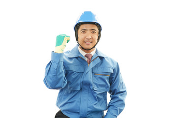 ガッツポーズの作業員