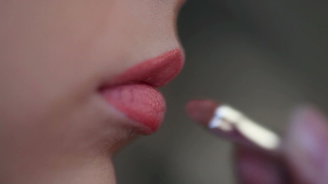 Makeup lips