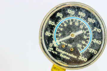 worn compression tester gauge