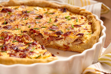 Savory pie with chicken