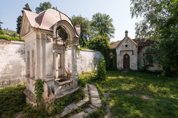 Obraz premium Abandoned Constructions