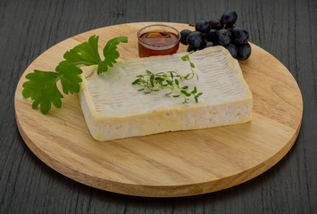 Fototapeta na wymiar Brie cheese