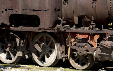 Fototapeta na wymiar Ruins old Train show wheel and body get rusty.