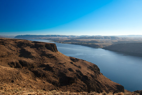Canyon of Columbia river, (view from Wanapum Vista view point),