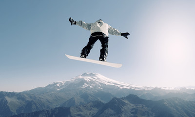 Snowboarding sport