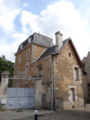 Ancienne maison dans la ville de Saint-Benoît
