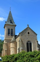 Fototapeta na wymiar Eglise de Saint-Julien-Aux-Bois.(Corrèze)
