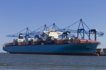 Container ship