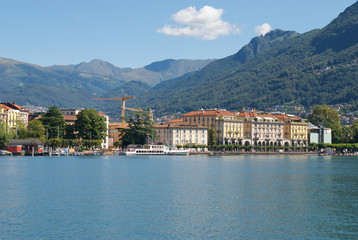 Fototapeta na wymiar Lugano (CH) from the lake