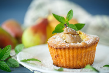 muffins with pear