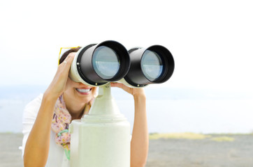 Binoculars or telescope