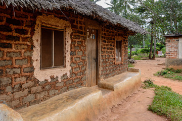 Fototapeta na wymiar Mud house in Zanzibar Village