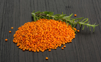 Red raw lentils
