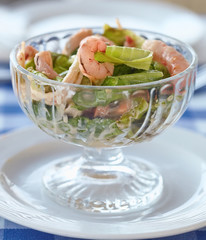 Salad with shrimp and avocado