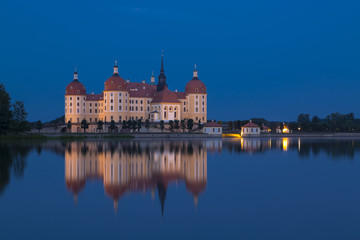 Fototapeta na wymiar Jagdschloss Moritzburg bei Dresden