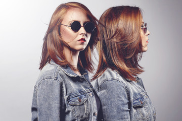 Hübsche Frau doppelt