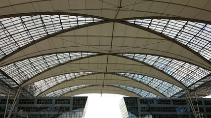 Dach am Münchner Flughafen