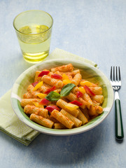 pasta with with tuna pepper and tomatoes sauce