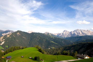 Fototapeta na wymiar Gadertal - Dolomiten - Alpen