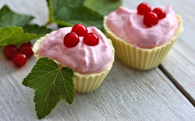 White Chocolate Basket with Red Currant Mousse