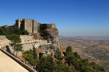 Fototapeta na wymiar Castello di Venere - Erice (Sicilia)
