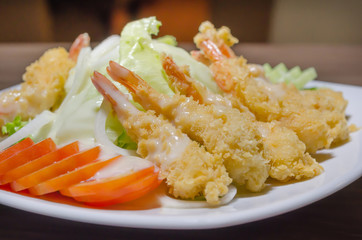 hug shrimp salad