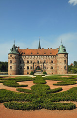 Fototapeta na wymiar Egeskov castle in Denmark