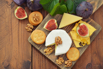 Camembert cheese with walnuts and figs