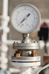 One manometer