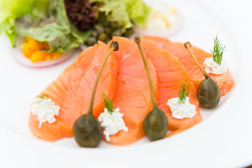 Smoked salmon salad